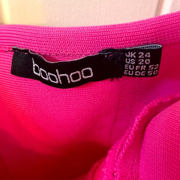 🩷BARBIECORE PINK PLUS BANDAGE SCULPT CORSET BODYCON DRESS 🩷 - Picture 2 of 4